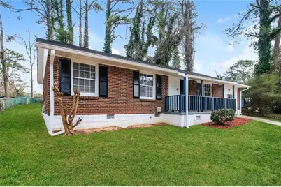 624 Robert E Lee Parkway, Jonesboro, GA 30238 - Photo 13