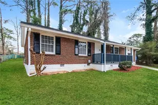 624 Robert E Lee Pkwy, Jonesboro, GA 30238 - Photo 13