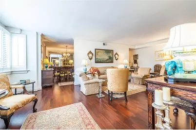 2734 Peachtree Road NW #A404, Atlanta, GA 30305 - Photo 11