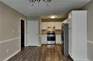 379 Sumer Ln N, Douglasville, GA 30134 - Photo 5