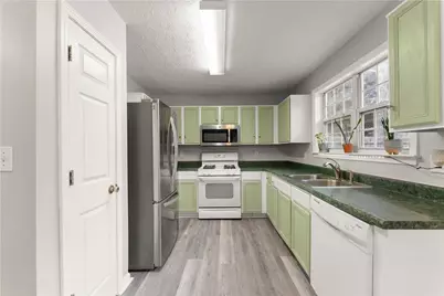 5050 Arbor View Way, Sugar Hill, GA 30518 - Photo 11