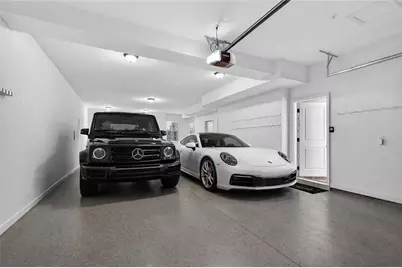 1311 Lullwater Park Circle, Atlanta, GA 30306 - Photo 3