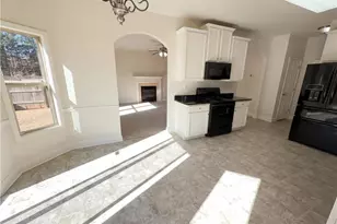 164 Thorncrest Ct, Tucker, GA 30084 - Photo 11