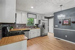 5088 Ravenwood Dr NW, Marietta, GA 30066 - Photo 7