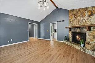 5088 Ravenwood Dr NW, Marietta, GA 30066 - Photo 5