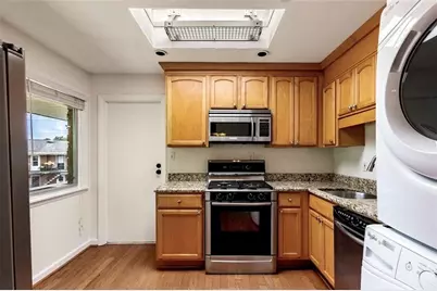 4300 Chastain Walk NE #20, Atlanta, GA 30342 - Photo 9