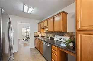 3922 Fraser Cir, Gainesville, GA 30506 - Photo 11