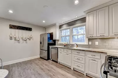 712 Jett Road, Woodstock, GA 30188 - Photo 17