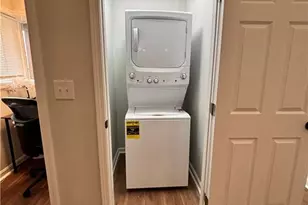 1739 Carter Cir, Atlanta, GA 30344 - Photo 15