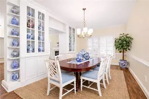 211 Colonial Homes Dr NW, Atlanta, GA 30309 - Photo 3