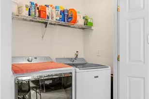 7982 Harmony Lakes Dr, Lithonia, GA 30058 - Photo 15