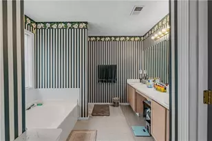 7982 Harmony Lakes Dr, Lithonia, GA 30058 - Photo 17