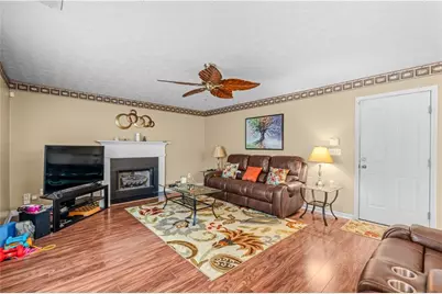 7982 Harmony Lakes Drive, Lithonia, GA 30058 - Photo 9