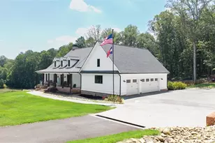 1380 Cronic Town Rd, Auburn, GA 30011 - Photo 9