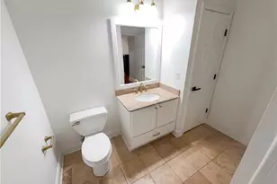 2700 Pine Tree Road NE, Atlanta, GA 30324 - Photo 17