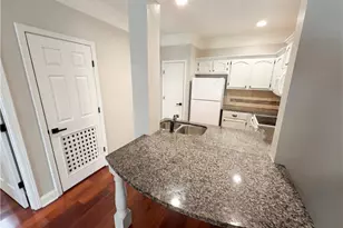 2700 Pine Tree Road NE, Atlanta, GA 30324 - Photo 7