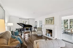 3905 Peachtree Dunwoody Rd NE, Atlanta, GA 30342 - Photo 5