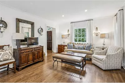 3905 Peachtree Dunwoody Road NE, Atlanta, GA 30342 - Photo 17