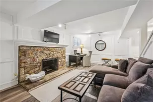 3905 Peachtree Dunwoody Rd NE, Atlanta, GA 30342 - Photo 31