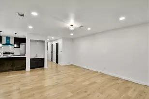 8051 Woodlake Dr, Riverdale, GA 30274 - Photo 13