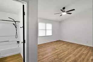 8051 Woodlake Dr, Riverdale, GA 30274 - Photo 17