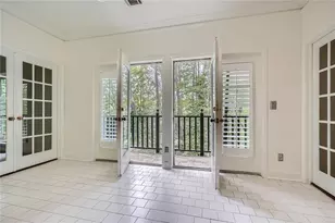 28311 Plantation Dr NE, Atlanta, GA 30324 - Photo 11