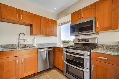 2479 Peachtree Road NE #1117, Atlanta, GA 30305 - Photo 9