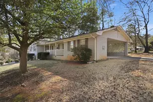 3873 Jane Marie Ln, Decatur, GA 30035 - Photo 3