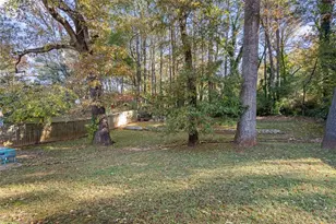 1436 Thomas Rd, Decatur, GA 30030 - Photo 17