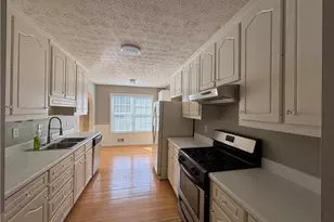 2775 Emerald Springs Dr, Lawrenceville, GA 30045 - Photo 9