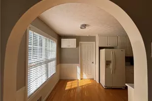 2775 Emerald Springs Dr, Lawrenceville, GA 30045 - Photo 5