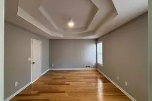 2775 Emerald Springs Dr, Lawrenceville, GA 30045 - Photo 9