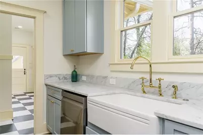 3117 Semmes Street, Atlanta, GA 30344 - Photo 9
