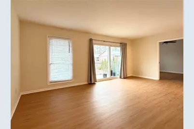 6851 Roswell Road #O34, Atlanta, GA 30328 - Photo 5