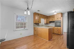 4173 Woodward Mill Rd, Sugar Hill, GA 30518 - Photo 7