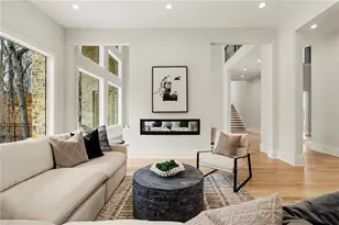 240 Traditions Dr, Alpharetta, GA 30004 - Photo 9