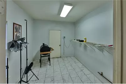 11939 Olmstead Drive, Fayetteville, GA 30215 - Photo 9