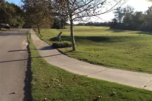 853 Club Dr, Commerce, GA 30530 - Photo 1