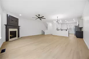 620 Coligny Ct, Atlanta, GA 30350 - Photo 9