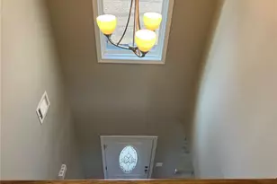 732 E Jefferson St, Hoschton, GA 30548 - Photo 15