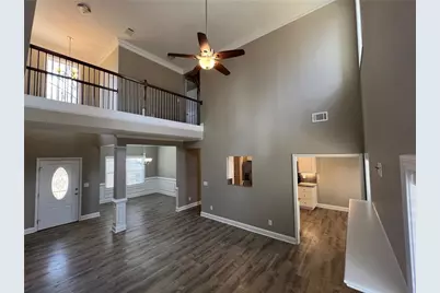 732 E Jefferson St, Hoschton, GA 30548 - Photo 3