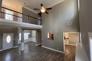 732 E Jefferson St, Hoschton, GA 30548 - Photo 3