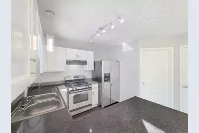 5539 Pineridge Court, Forest Park, GA 30297 - Photo 9