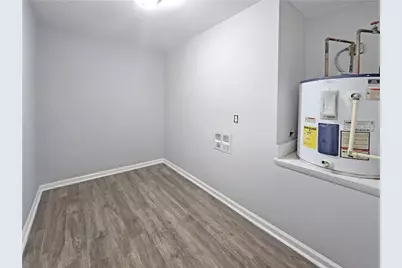 8438 Stonewall Jackson Drive, Jonesboro, GA 30238 - Photo 11