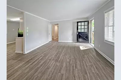 8438 Stonewall Jackson Drive, Jonesboro, GA 30238 - Photo 3