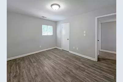 8438 Stonewall Jackson Drive, Jonesboro, GA 30238 - Photo 15