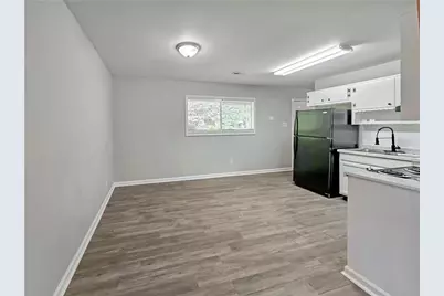 8438 Stonewall Jackson Drive, Jonesboro, GA 30238 - Photo 9