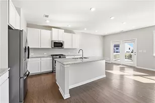 156 Round Pond Dr, Lilburn, GA 30047 - Photo 5