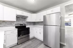 121 Mark Twain Cir, Athens, GA 30605 - Photo 13