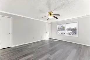 121 Mark Twain Cir, Athens, GA 30605 - Photo 7